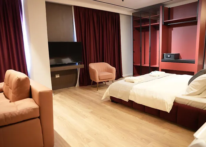 Aquila D 4* Durrës