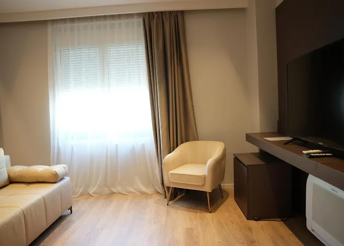 Hotell Aquila D Durrës