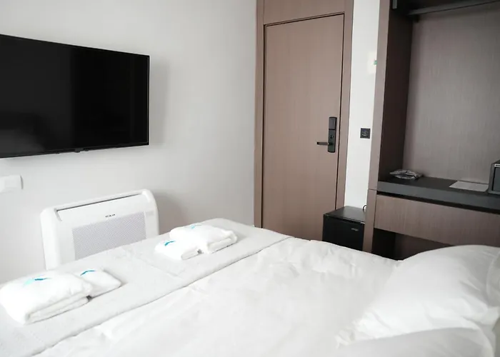 Aquila D Hotell