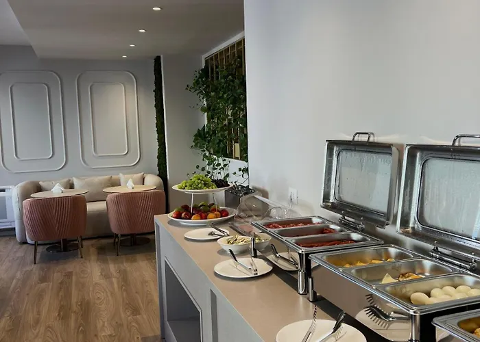 Aquila D 4* Durrës