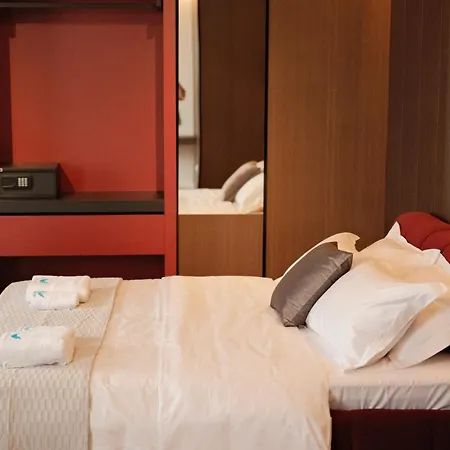 Hotel Aquila D *