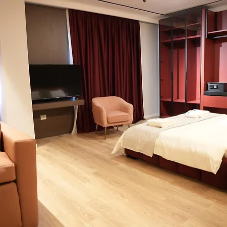 Aquila D 4* Durrës