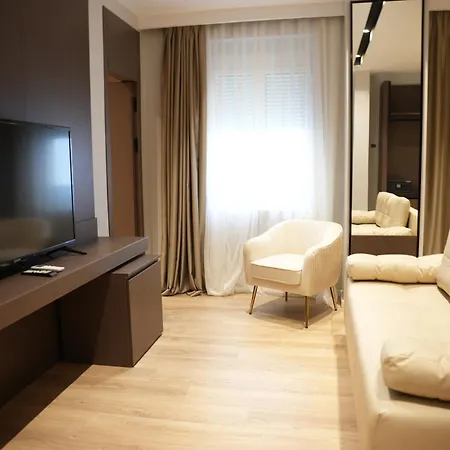 Hotel Aquila D Durres