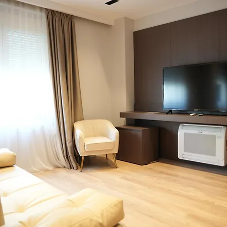 Aquila D Hotel *