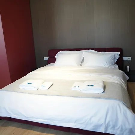 Aquila D Δυρράχιο