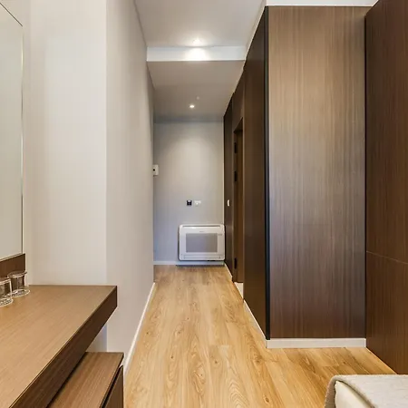 Aquila D 4* Durrës